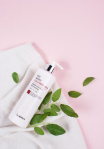 EGF Moist Cleansing Milk - Sữa rửa mặt tẩy trang dạng nhũ tương 500ml 2 EGF Moist Cleansing Milk 1